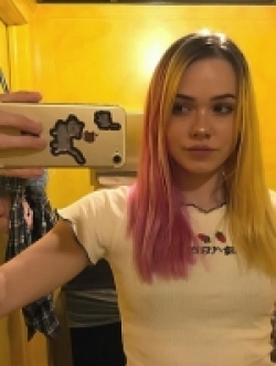 Free Phone Sex with Britney Lavigne 